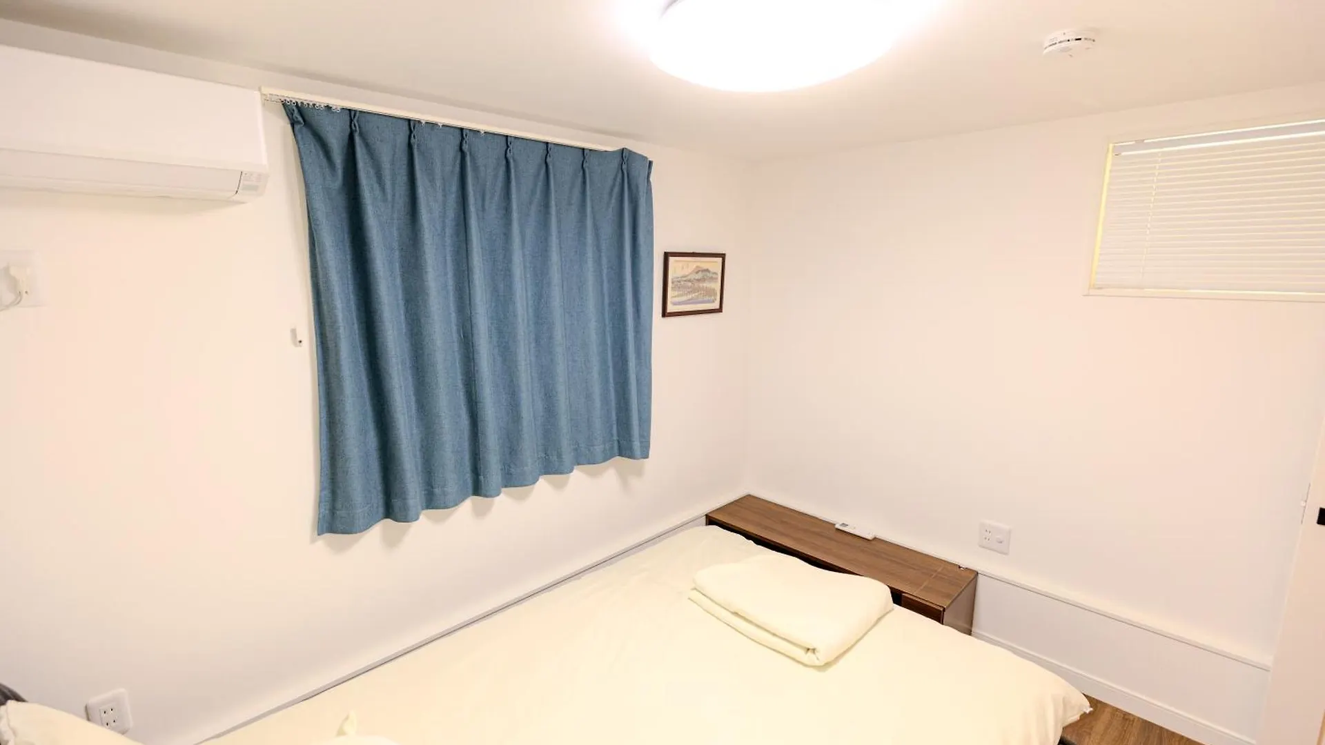 Shinjuku Modern Grey Haven Villa Tokyo