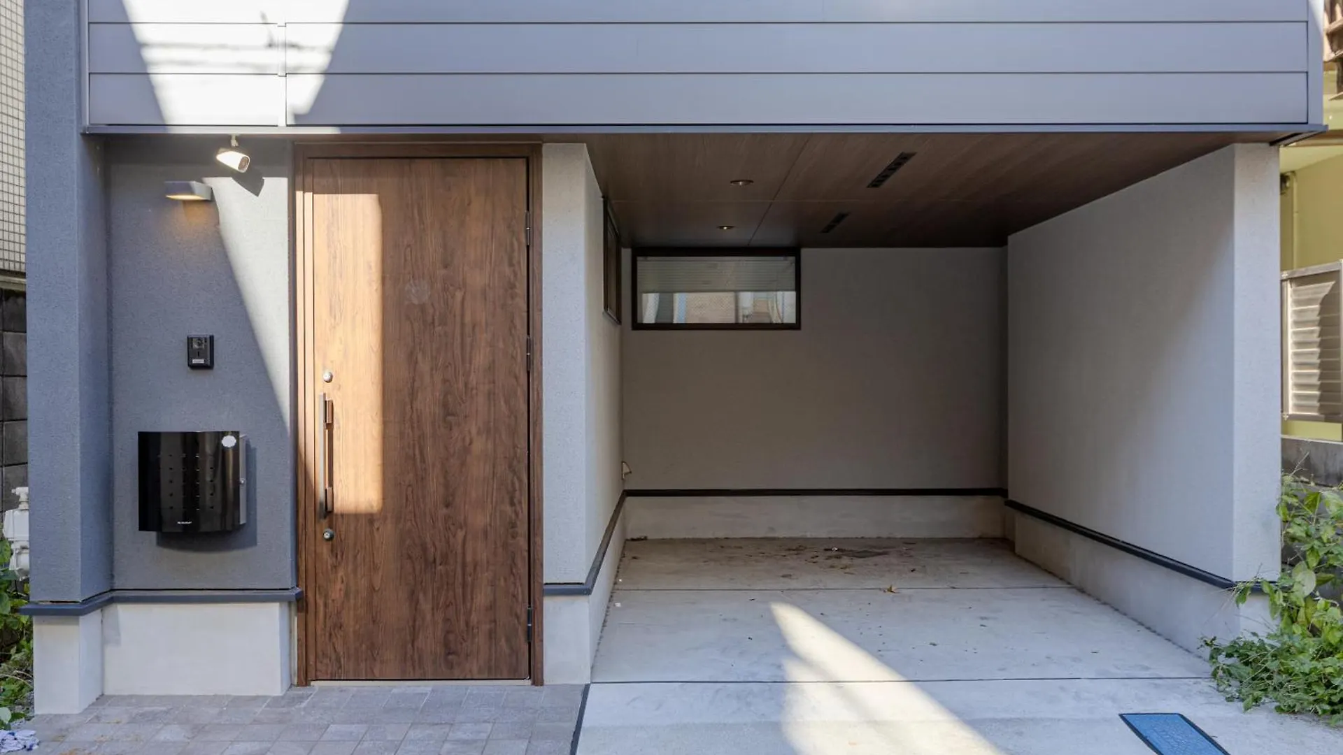 Shinjuku Modern Grey Haven Villa Tokyo