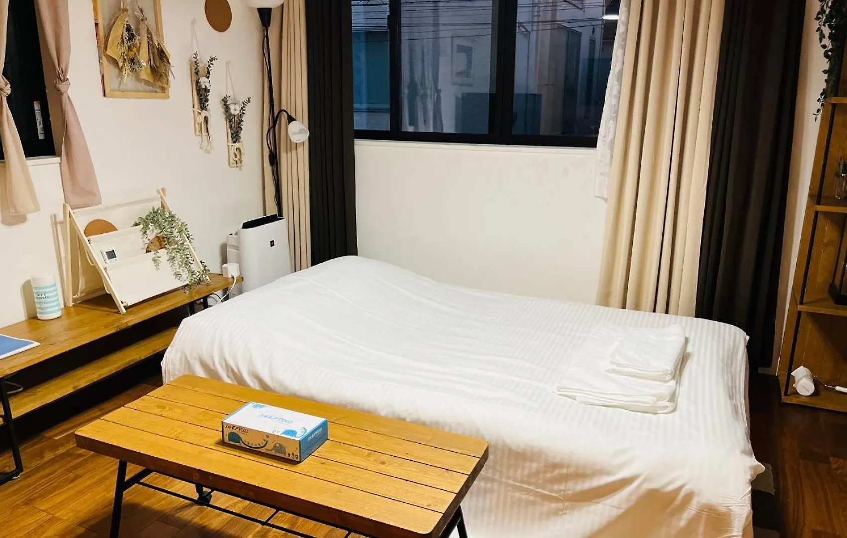 Shinjuku Modern Grey Haven Villa Tokyo